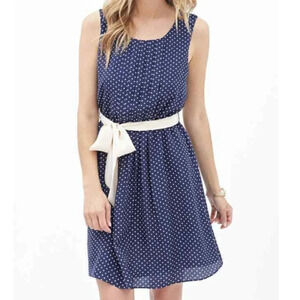 🎀Forever 21 polka dot flowy dress